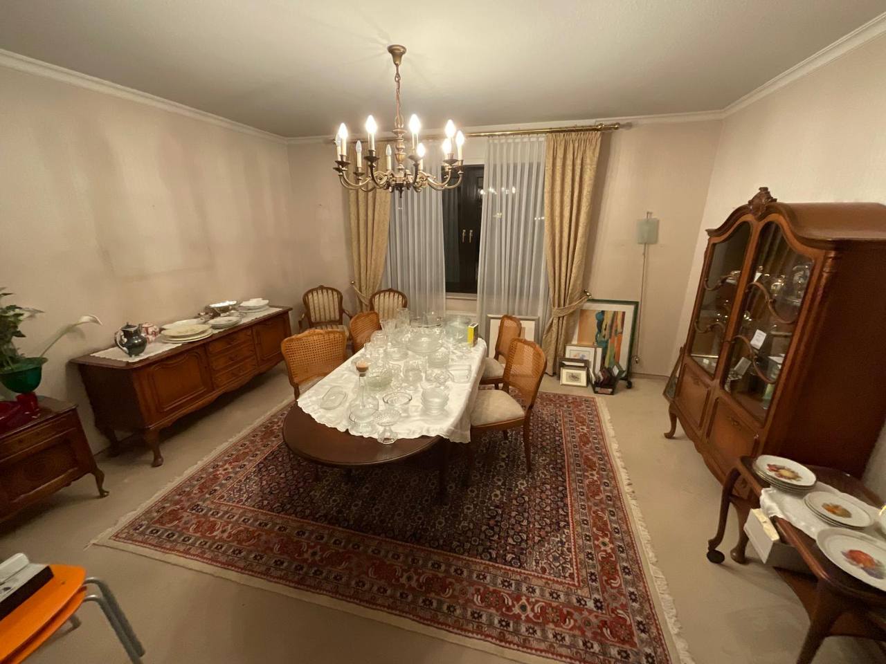 Entrümpelung nach Todesfall: Leitfaden für Angehörige